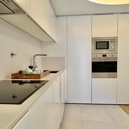 Youropo - Bonjardim Prime Apartment *