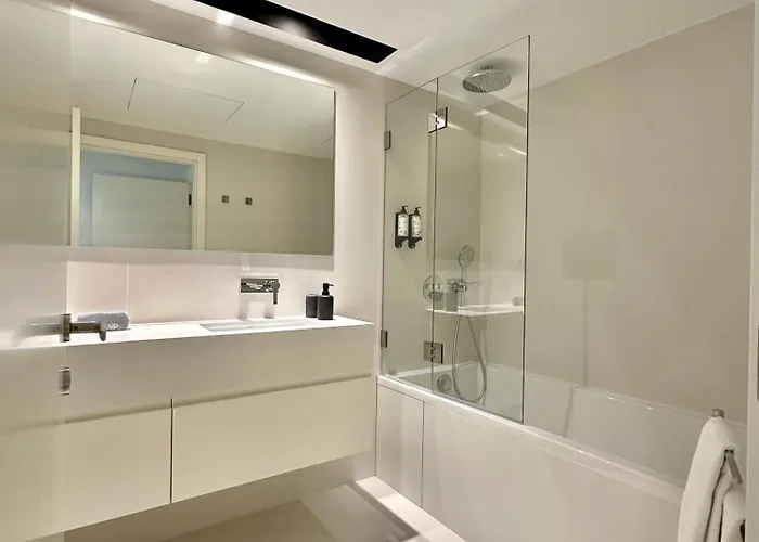 Youropo - Bonjardim Prime