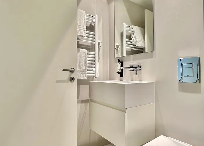 Youropo - Bonjardim Prime